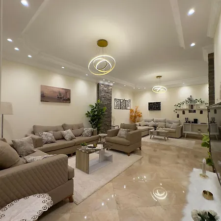 Hotel Apartment In Sheikh Zayed With Private Entrance Sheikh Zayed City Exterior photo